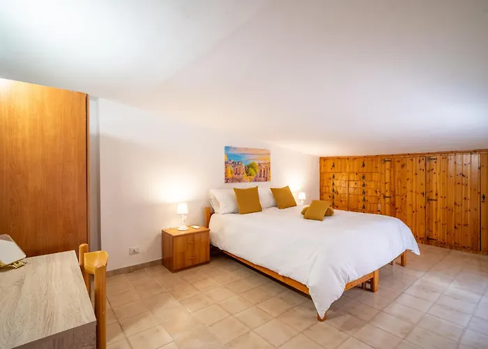 La Casa Di Margaret Apartment Giardini-Naxos