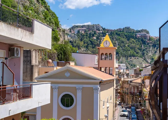 La Casa Di Margaret Appartamento Giardini Naxos