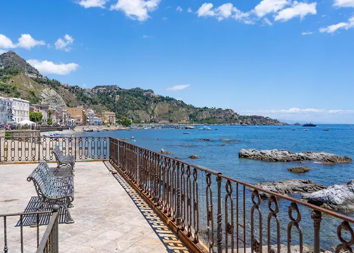 La Casa Di Margaret Giardini Naxos