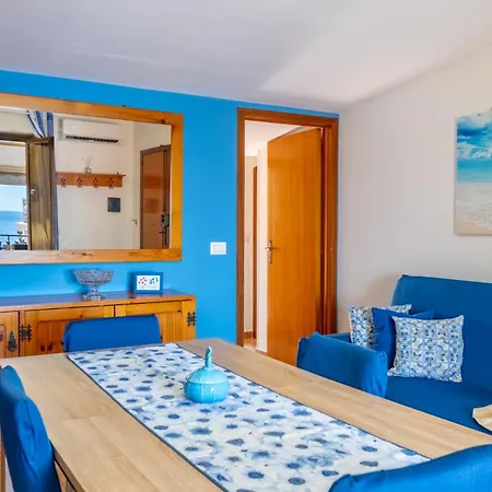 La Casa Di Margaret Apartment Giardini-Naxos